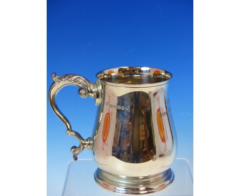 A HALLMARKED SILVER PRESENTATION TANKARD, ENGRAVED PATRICK KELLY, ROYAL THAMES YACHT CLUB, 2000-2002, MILLENNIUM HALLMARK SHE