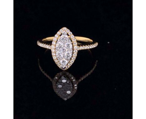 AN 18ct YELLOW GOLD DIAMOND MARQUISE CLUSTER SHAPE RING WITH DIAMOND SET SHOULDERS. APPROX DIAMOND WEIGHT 0.55ct. FINGER SIZE