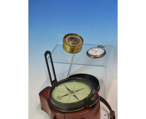 A STEWARD POCKET BAROMETER, THERMOMETER AND COMPASS COMBINATION, AN OPEN FACED POCKET WATCH AND A LEATHER CASED SURVEYOR'S LE