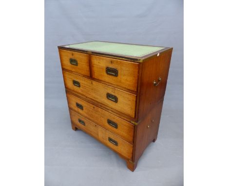 A MAHOGANY CAMPAIGN CHEST, THE TOP BRASS EDGED WITH LEATHER INSET, THE TWO SHORT AND THREE LONG DRAWERS ON BRACKET FEET. W 92