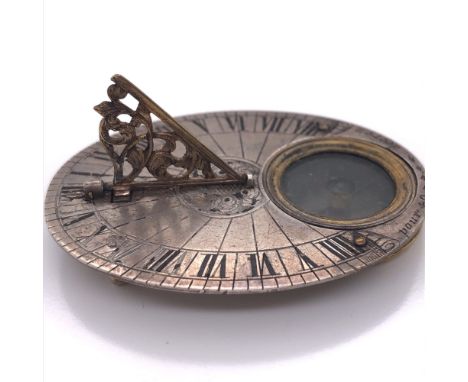A FINE RARE LATE 17TH CENTURY FRENCH SILVER SMALL BUTTERFIELD TYPE POCKET SUNDIAL BY JACQUES THOURY, PARIS, WITH HINGED PIERC