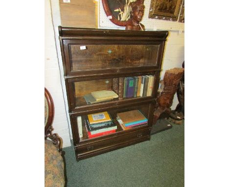 Globe Wernicke three-tier sectional glazed bookcase with single drawer under in dark oak (height 120cm width 86cm depth 33cm)