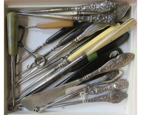 PARCEL OF VARIOUS SILVER AND OTHER BUTTON HOOKS.