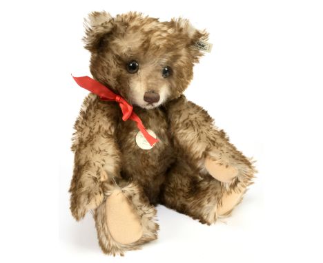 Steiff "Happy" replica 1926 teddy bear, white tag 407215, LE 6000, mohair, chest tag (creased), Excellent Plus, 15.75"/40cm.
