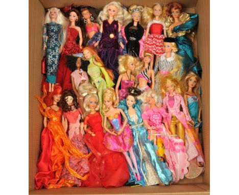 Mattel Barbie x twenty in a range of clothing, unchecked for completeness or correctness, Good to Excellent, (20).&nbsp;