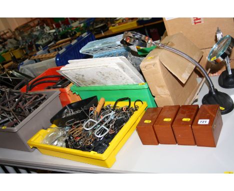 A QUANTITY OF CHEMISTRY EQUIPMENT, including bench mats, gauzes, tongs, Bunsen burners, tripods, etc