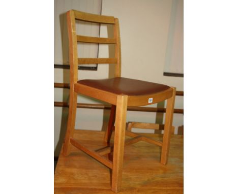 A SET OF EIGHT WOODEN LADDER BACK CHAIRS WITH PADDED SEATS (8)