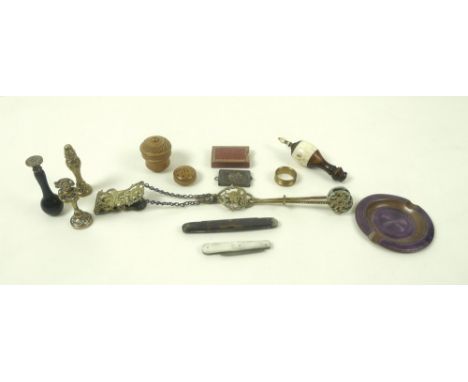 A group of Victorian and later collectables, including a brass skirt lifter, decorated with birds, stamped 'The Orient, Plant