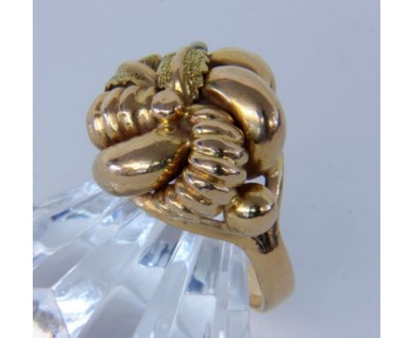 RING IN KNOTENFORM750/000 Roségold. Ringgr. 59,5, ca. 11,7g