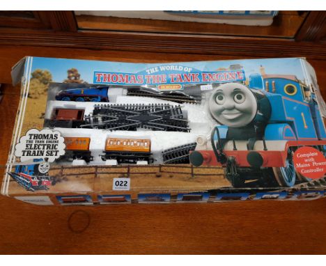 ORIGINAL HORNBY THOMAS THE TANK ENGINE ELECTRIC TRAIN SET