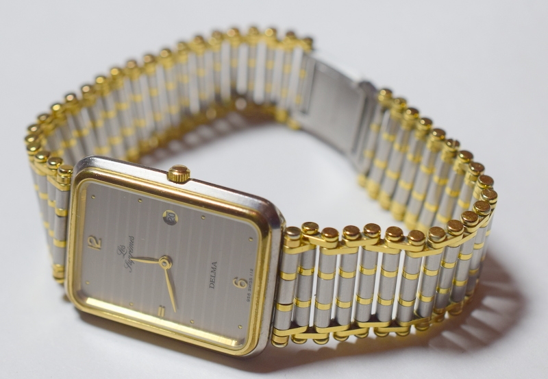 delma les supremes watch