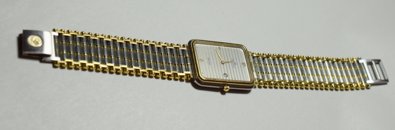 delma les supremes watch