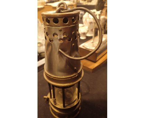 Original miners lamp no 271012 by Naylors