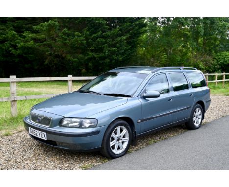 2002 Volvo V70 2.4 D5 S 2K Estate. Registration: GN52 YEX. Mileage:  153,850. Manual 5-speed transmission, Metallic Green/Blu