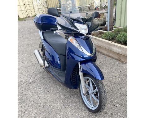 2007 Honda SH300 Scooter. Registration: LN07 VRD.- With the current owner for the last 9 years. - Professionally fully mainta