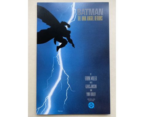 BATMAN: THE DARK KNIGHT RETURNS #1 - (1986 - DC Cents Copy) - Classic Batman story - First appearance of Carrie Kelly - Frank