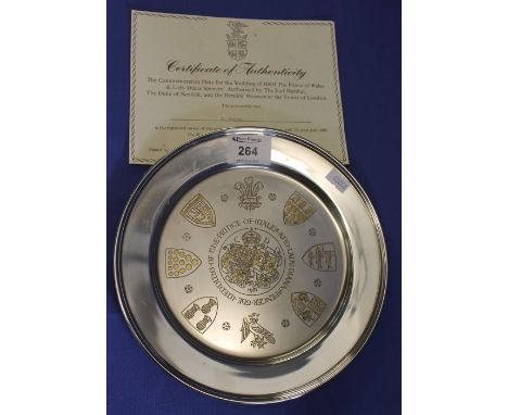 Modern silver circular tray commemorating the wedding of the Prince of Wales and Lady Diana Spencer, 1981, with certificate o