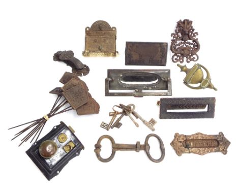 Assorted of metalware to include primarily door furniture, including Kenrick door knocker, three letter box surrounds, set of