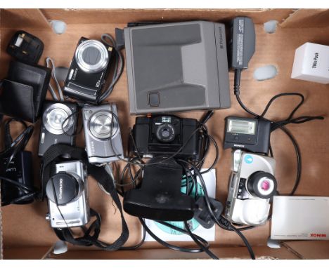 Compact Cameras, including a Minox 35GL, shutter fires, not battery tested, in case, body G-VGwith cased FC 35 flash, an Olym