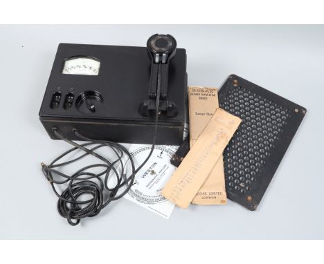 A Weston Model 877 Photographic Analyzer, baklite constuction, untested, in maker's box, with exposure guide, manual, in make