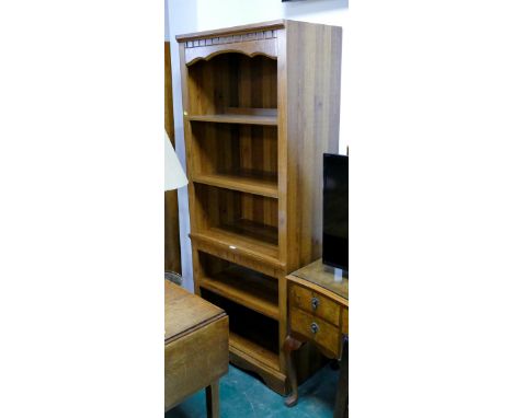 Modern five shelf bookcase, height 191 cm, width 76 cm, depth 45 cm