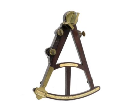 AN ENGLISH ROSEWOOD AND BRASS OCTANT OR REFLECTING QUADRANT BY THOMAS BLUNT, EARLY 19TH C signed on an ivory tablet T, BLUNT.