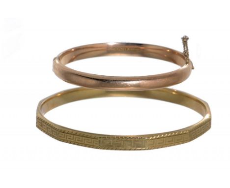 A 9CT GOLD BRACELET AND A GOLD FACETED BANGLE, EARLY 20TH C the first marks rubbed the second marked 9ct, 18.7g ++In satisfac
