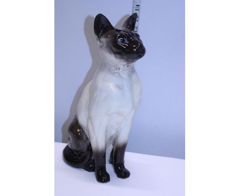 A large Beswick ceramic cat 