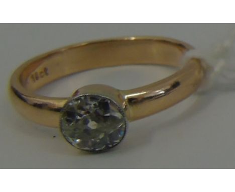An Eighteen Carat Antique Diamond Solitaire Ring.