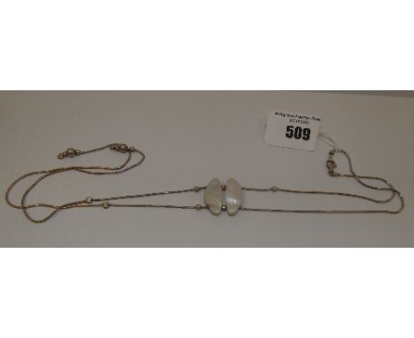 A Silver Mother of Pearl Necklace.