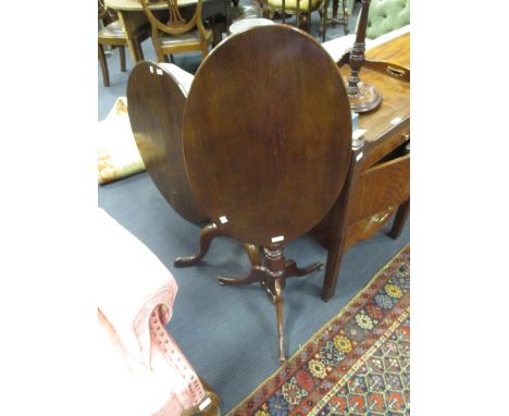 A late Victorian mahogany pedestal occasional table on a bobbin twist column, 78 x 65 x 40cm  