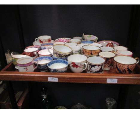 19th century English porcelain coffee and tea wares, to include: twelve coffee cans, five saucers and various tea cups  