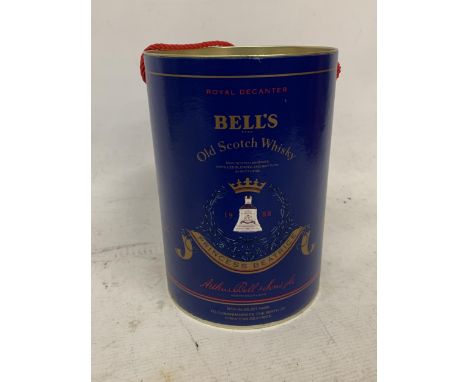 A BOXED 75CL BOTTLE - BELLS ROYAL 1988 PRINCESS BEATRICE OLD SCOTCH WHISKY DECANTER 