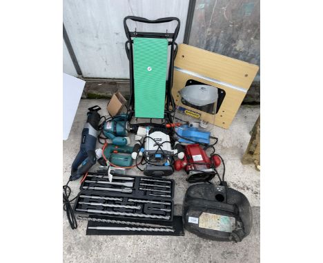 A LARGE QUANTITY OF TOOLS TO INCLUDE A MACALLISTER ROUTER, MAKITA ROUTER AND AN EINHILL RECIPRICATING SAW ETC 