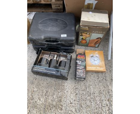 AN ASSORTMENT OF ITEMS TO INCLUDE CAMPING STOVES AND A HEAT LAMP ETC 