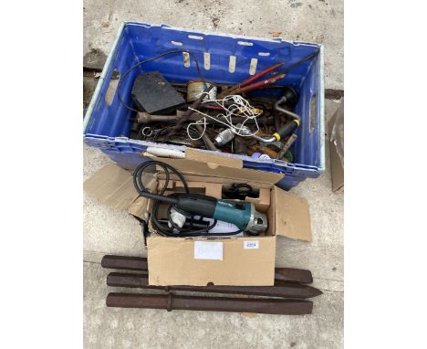 AN ASSORTMENT OF TOOLS TO INCLUDE A MAKITA ANGLE GRINDER, A BRACE DRILL AND SPANNERS ETC 