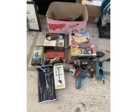 AN ASSORTMENT OF TOOLS TO INCLUDE TWO DRILLS AND HEAT GUNS ETC 