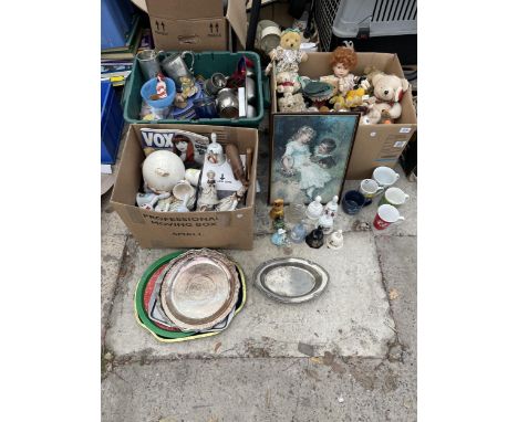 A LARGE ASSORTMENT OF ITEMS TO INCLUDE VINTAGE DOLLS, TANKARDS AND CERAMIC BELLS ETC 