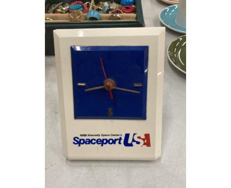 A VINTAGE NASA KENNEDY SPACE CENTER CLOCK 
