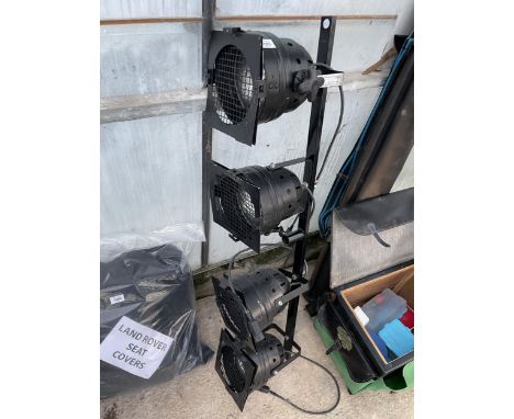 A FOUR BRANCH INDUSTRIAL STYLE THEATRE LIGHT FITTING 