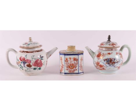 Two various porcelain teapots and a tea caddy, China, 18th century. Floral decor, h 10 and 13 cm, tot. 5x (damage, ear and sp