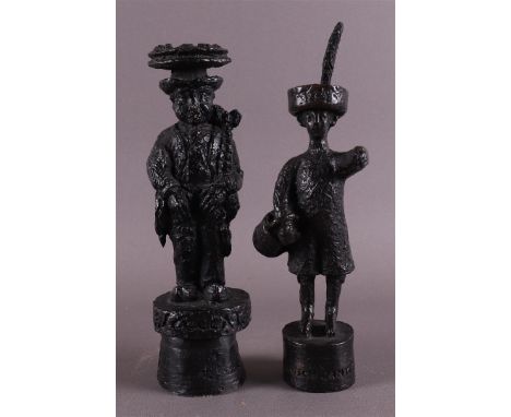 A brown patinated bronze sculpture 'Haags Jantje', copy 20th century, h 21 cm. Here is another bronze, tot. 2x.