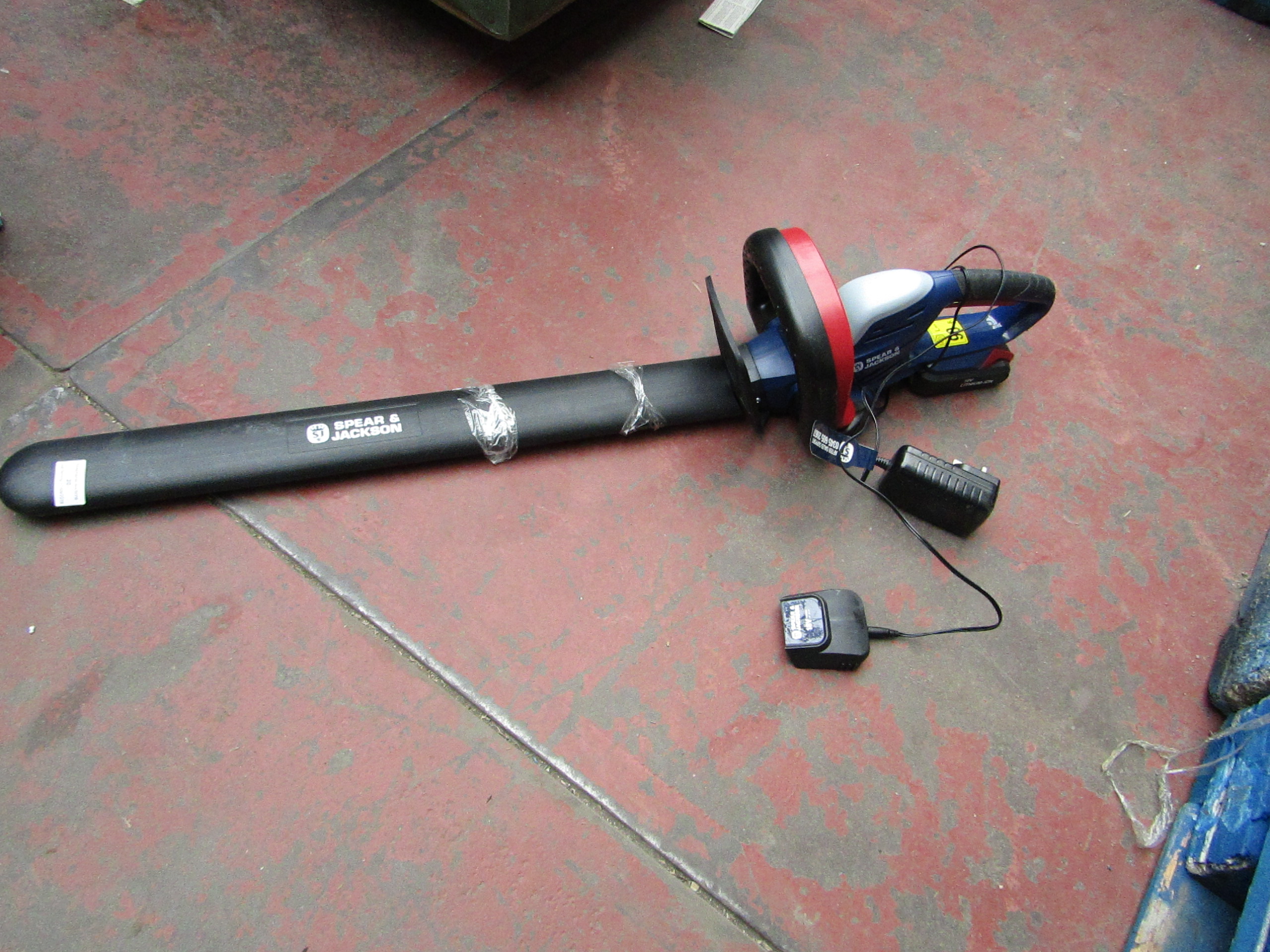 Spear and Jackson 18V cordless hedge trimmer with battery and charger, tested working with the ch