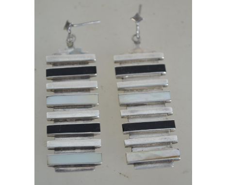 A pair of silver 925 Art Deco style ladies drop earrings of rectangular form with perpendicular rectangular lozenges and post