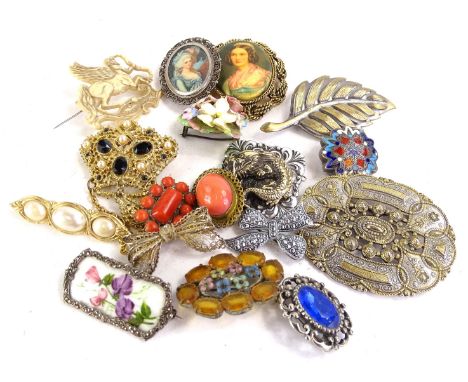 A quantity of vintage brooches, to include Middle Eastern style brooch, portrait brooch, ceramic floral posy group, and a sil