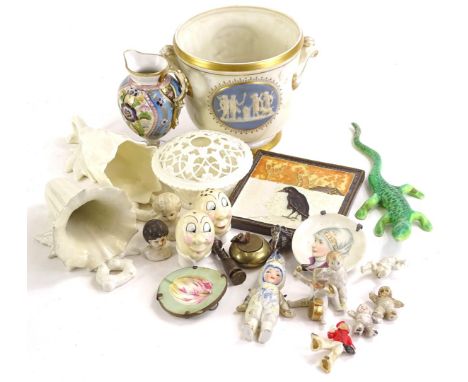 Miscellaneous ceramics, to include a pair of Worcester wall pockets, Belleek style posy holder, a Portuguese two handled jard