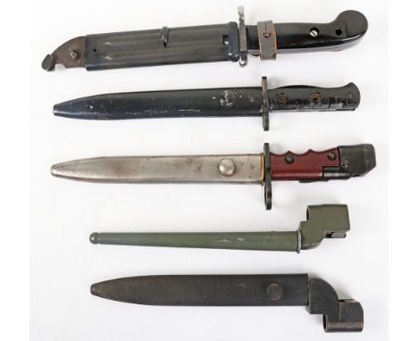 British No 7 ,SLR and Other Bayonets: No 7 MK1/L bayonet ,stamped to blade ,complete with scabbard and hilt action working, S