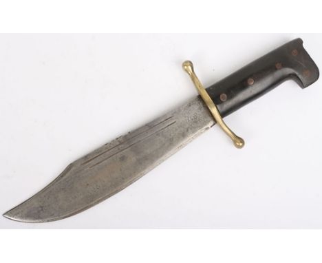 WW2 US Army V44 Bowie Combat Knife: Large  BOWIE blade stamped by COLLINS & CO with trade mark, clean 23.5 cm blade, NO sheat