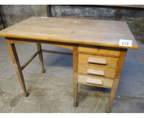  Sale Item:    OAK DESK-WATER DAMAGED (AF)   Vat Status:   No Vat   Buyers Premium:  This lot is subject to a Buyers Premium 