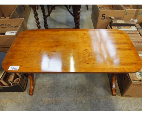  Sale Item:    COFFEE TABLE   Vat Status:   No Vat   Buyers Premium:  This lot is subject to a Buyers Premium of 15% + Vat @ 